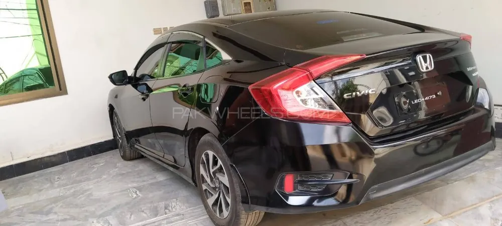 Honda Civic 2018 for Sale in Jhelum Image-1