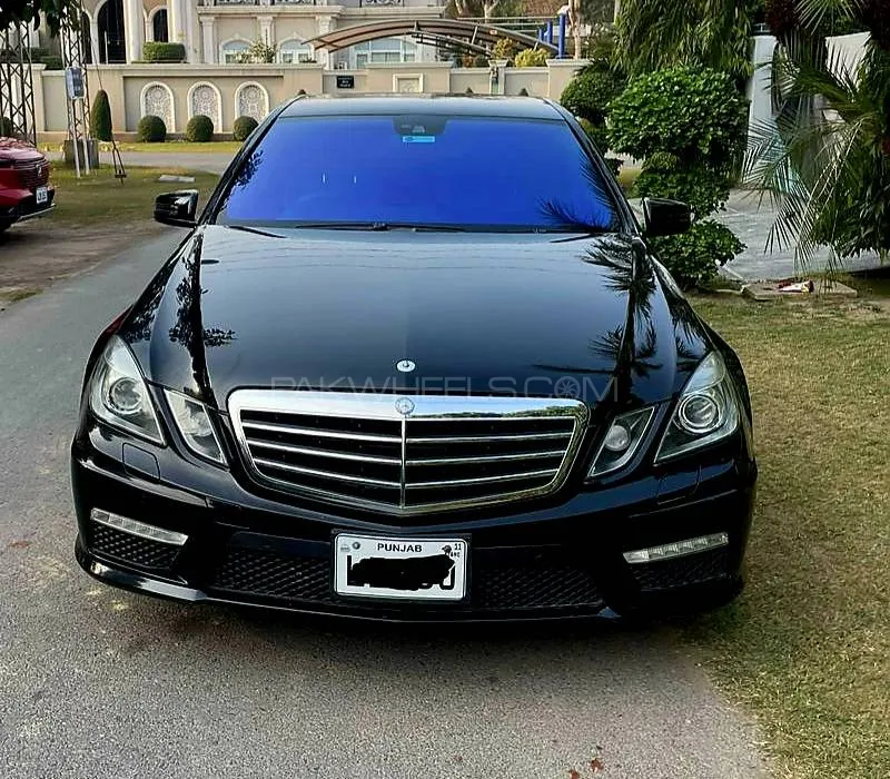 Mercedes Benz E Class 2010 for Sale in Lahore Image-1