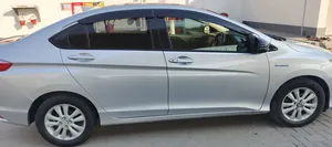Honda Grace Hybrid DX 2015 for Sale