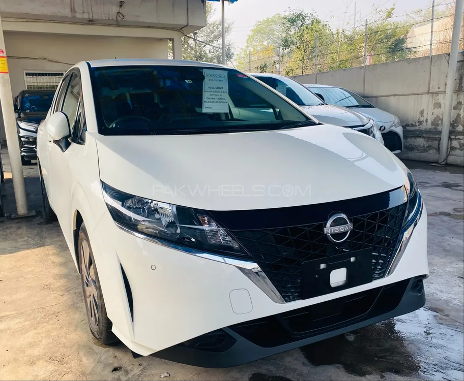 Nissan Note 2021 for Sale in Lahore Image-1