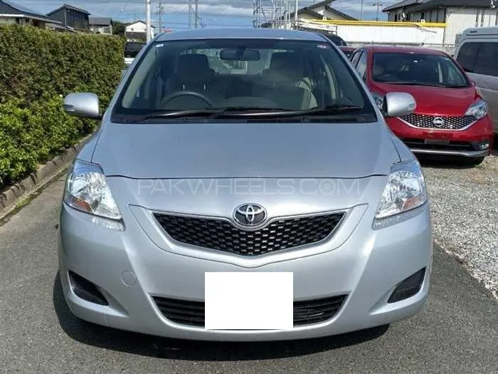 Toyota Belta 2010 for Sale in Lahore Image-1
