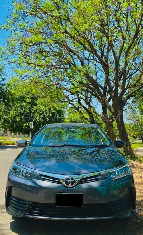Toyota Corolla 2019 for Sale in Islamabad Image-1