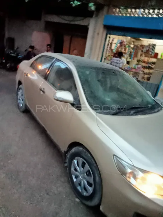 Toyota Corolla 2011 for Sale in Karachi Image-1