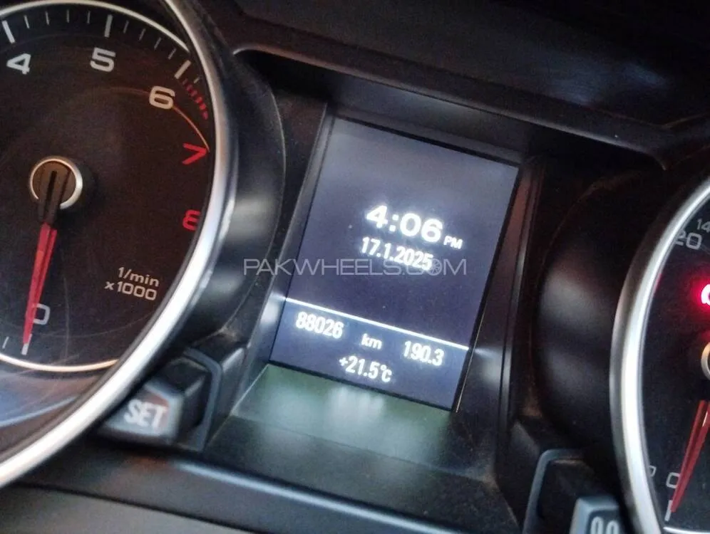 Audi A5 2014 for Sale in Karachi Audi A5 2014 for Sale in Karachi Image-9