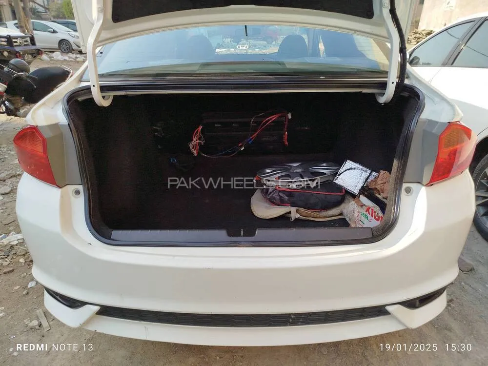 ہونڈا سٹی 2022 for Sale in کراچی ہونڈا سٹی 2022 for Sale in کراچی Image-7