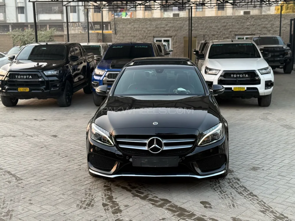 Mercedes Benz C Class 2017 for Sale in Karachi Image-1