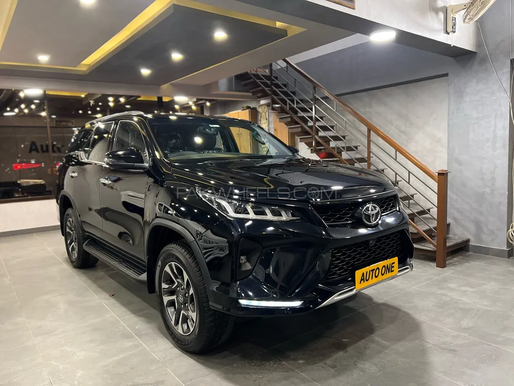 Toyota Fortuner 2022 for Sale in Karachi Image-1