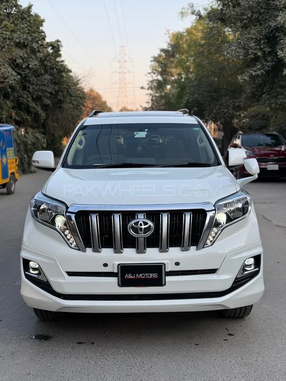 Toyota Prado 2016 for Sale in Lahore Image-1