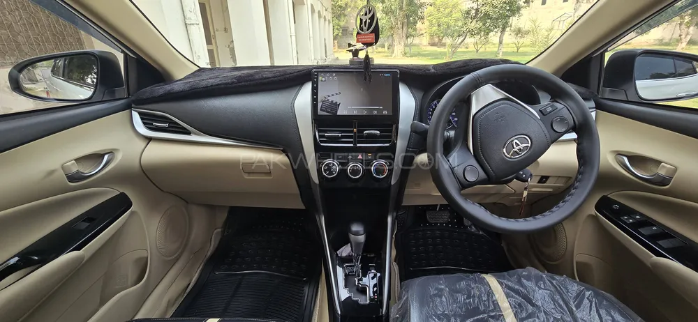 Toyota Yaris Sedan 2024 for Sale in Multan Toyota Yaris Sedan 2024 for Sale in Multan Image-7