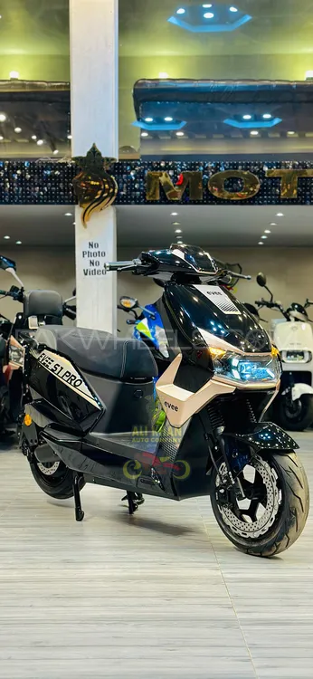 Ali Khan Auto Company Thunder Bird EV  2025 for Sale Image-1