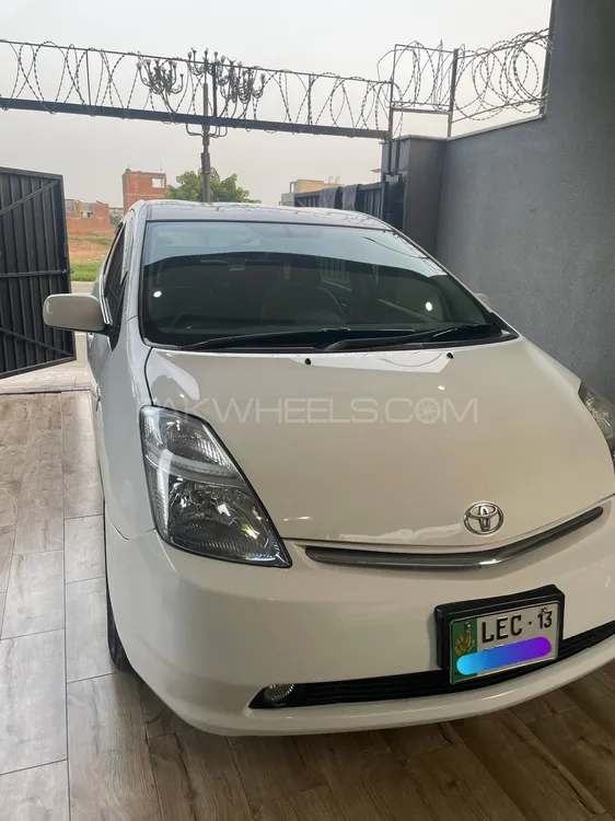 Toyota Prius 2007 for Sale in Okara Image-1