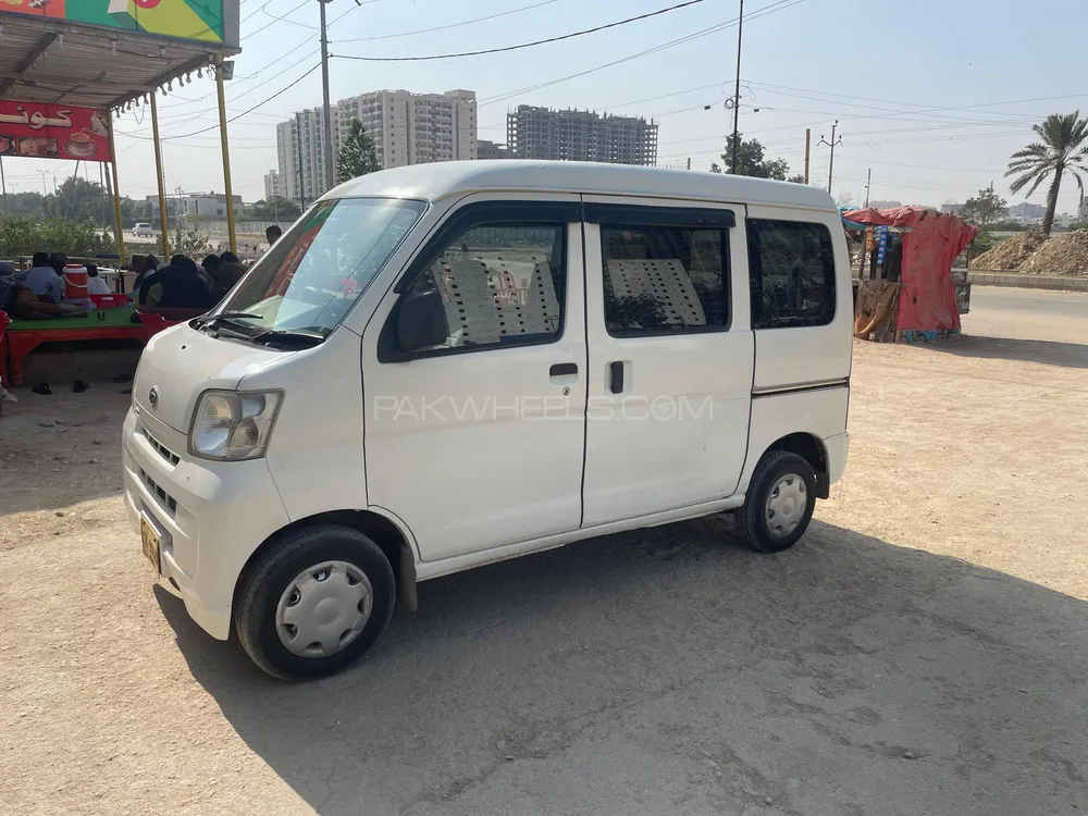 Daihatsu Hijet 2011 for Sale in Karachi Image-1