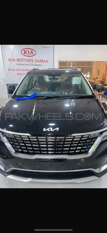 KIA Carnival 2023 for Sale in Lahore Image-1