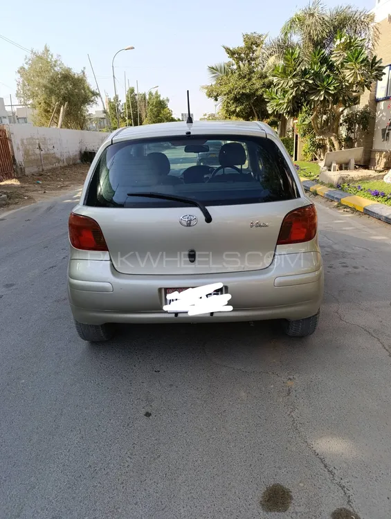 Toyota Vitz 2003 for Sale in Karachi Image-1