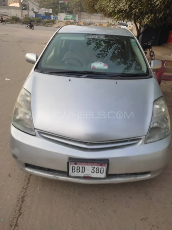 Toyota Prius 2010 for Sale in Karachi Image-1
