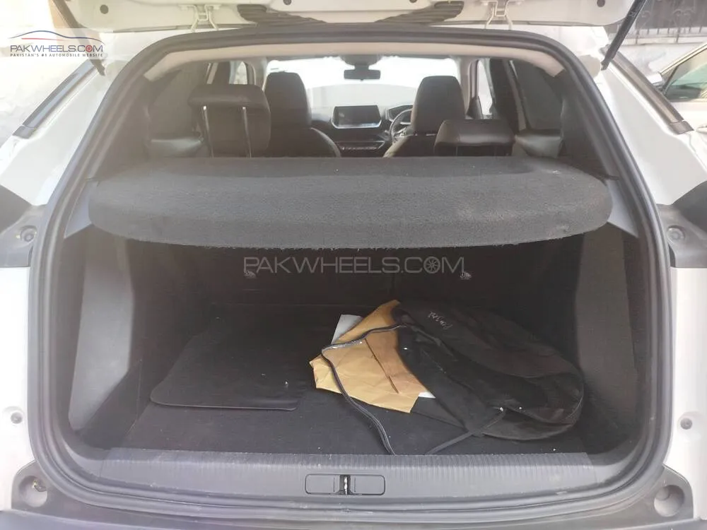 Peugeot 2008 2023 for Sale in Karachi Peugeot 2008 2023 for Sale in Karachi Image-7