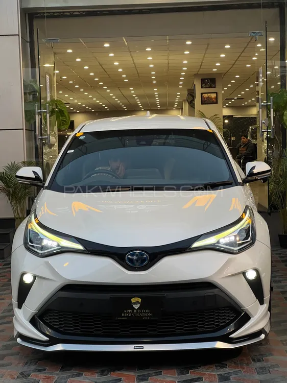 Toyota C-HR 2019 for Sale in Lahore Image-1