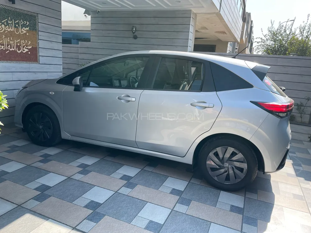 Nissan Note 2021 for Sale in Lahore Image-1