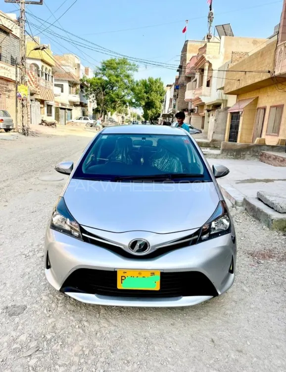 Toyota Vitz 2014 for Sale in Hyderabad Image-1