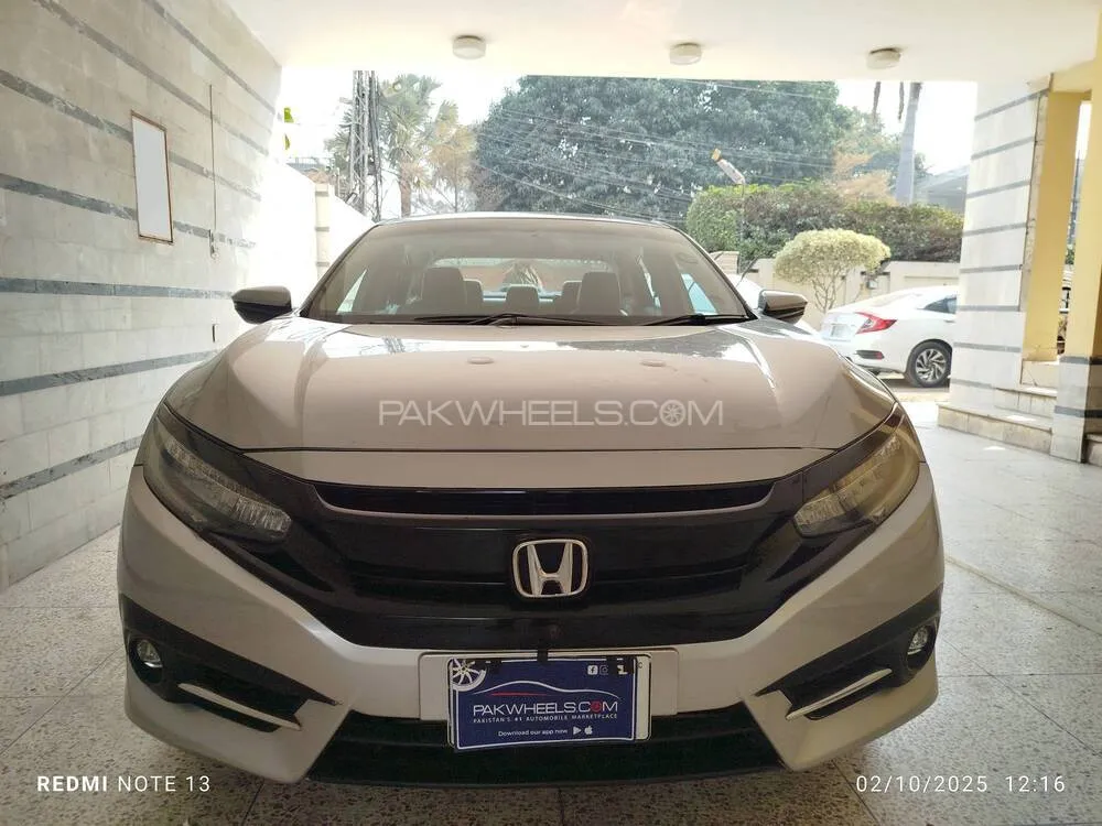 Honda Civic 2020 for Sale in Lahore Image-1