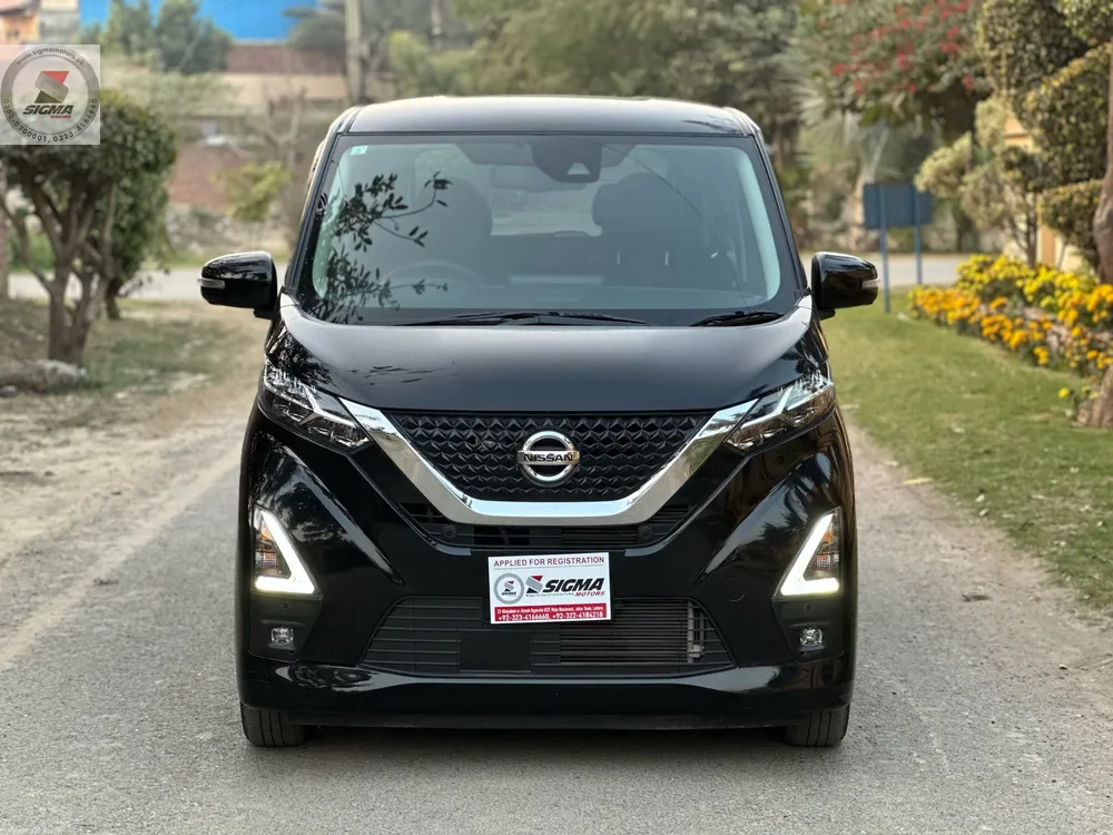 نسان ڈیز 2021 for Sale in لاہور Image-1