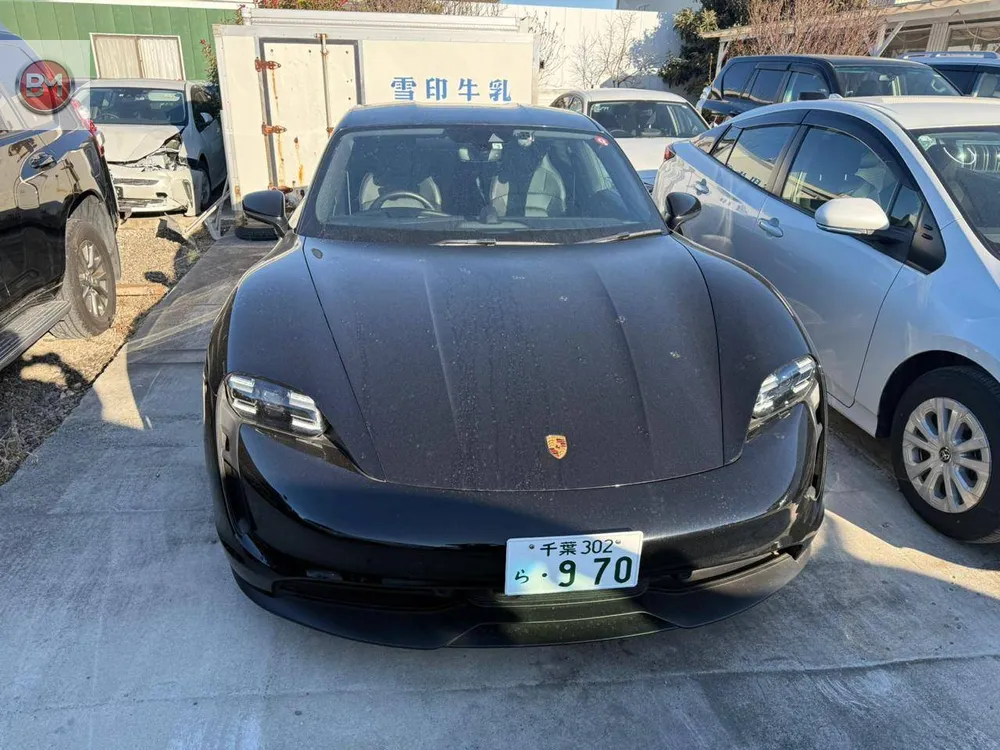 Porsche Taycan 2022 for Sale in Karachi Image-1