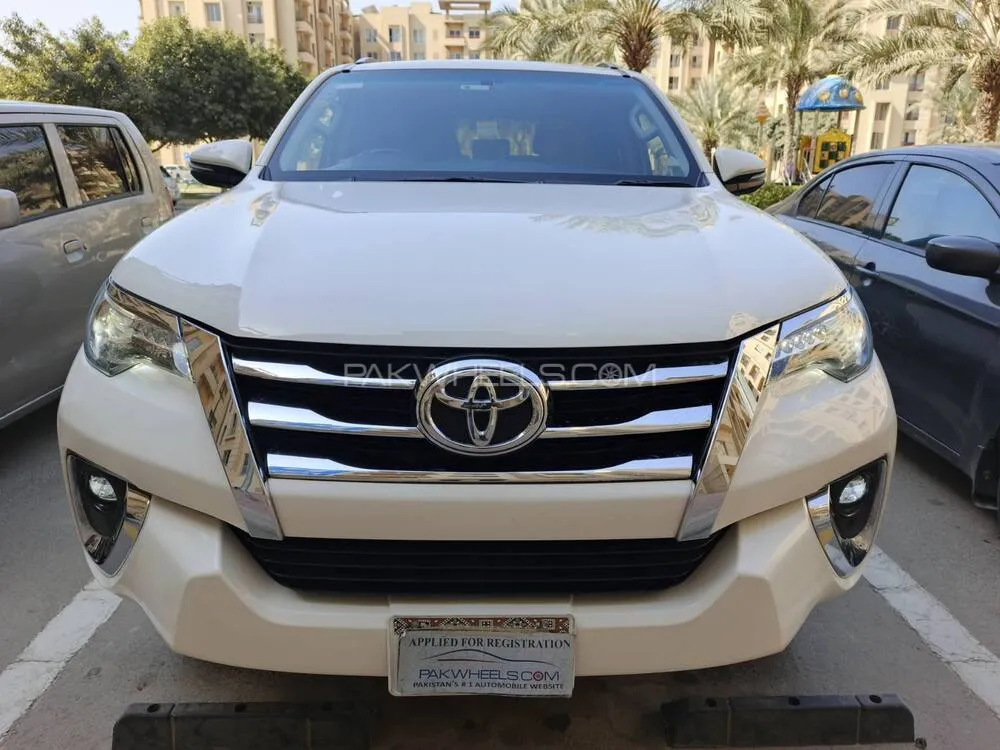 Toyota Fortuner 2018 for Sale in Karachi Image-1