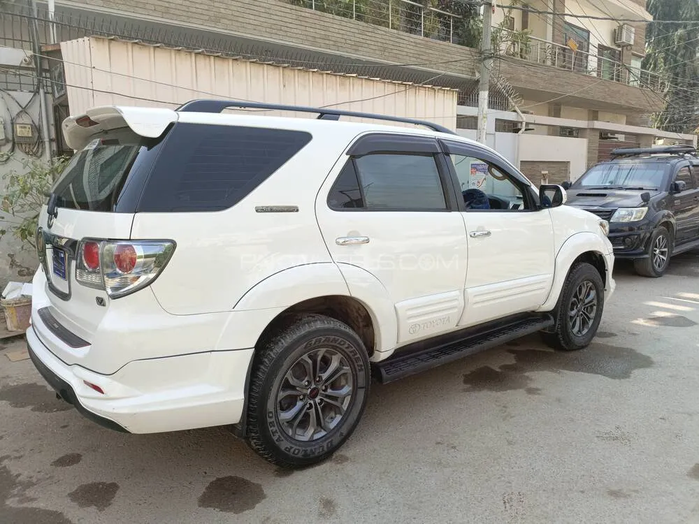 ٹویوٹا فورچیونر 2016 for Sale in کراچی ٹویوٹا فورچیونر 2016 for Sale in کراچی Image-4