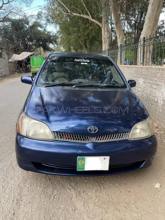 Toyota Platz 2006 for Sale in Lahore Image-1