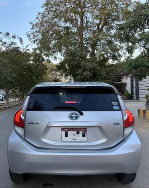 Used Toyota Aqua S 2015