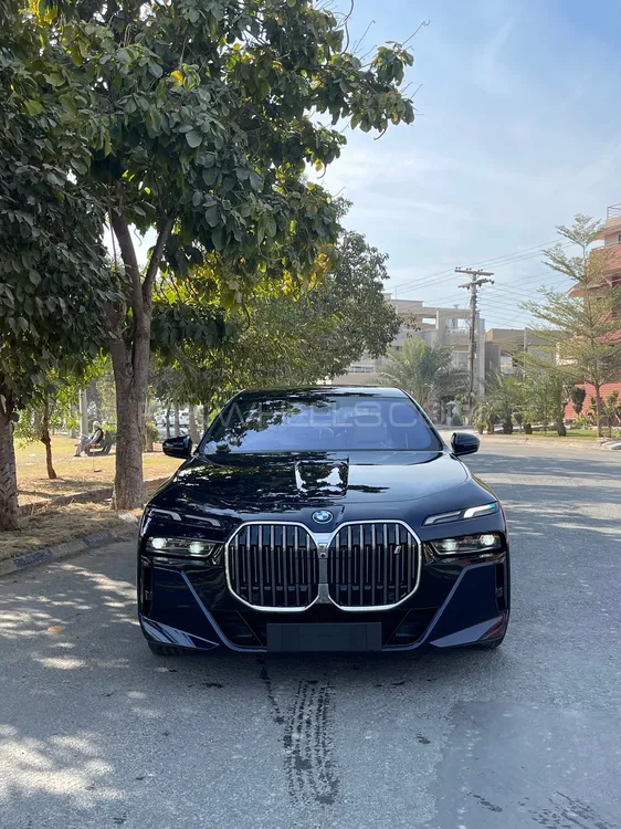 BMW 7 Series 2022 for Sale in Lahore Image-1