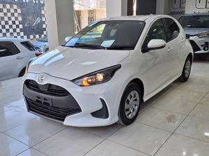 YARIS X PUSH
4.5 GRADE
51K MILEAGE 
FRESH CLEAR 
WHITE COLOR
VERIFIABLE AUCTION REPORT AVAILABLE 
FOR MORE DETAILS PLEASE CONTACT