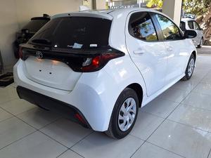YARIS X PUSH
4.5 GRADE
51K MILEAGE 
FRESH CLEAR 
WHITE COLOR
VERIFIABLE AUCTION REPORT AVAILABLE 
FOR MORE DETAILS PLEASE CONTACT