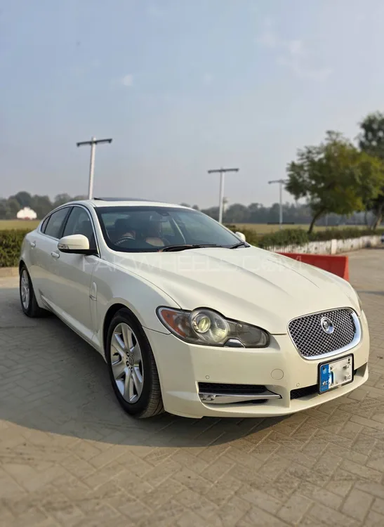 جیگوار ایکس ایف 2009 for Sale in لاہور Image-1
