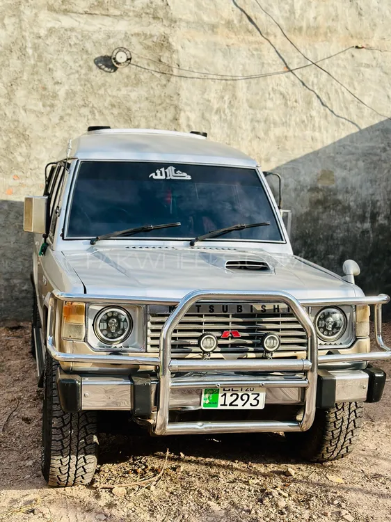 Mitsubishi Pajero 1986 for Sale in Islamabad Image-1