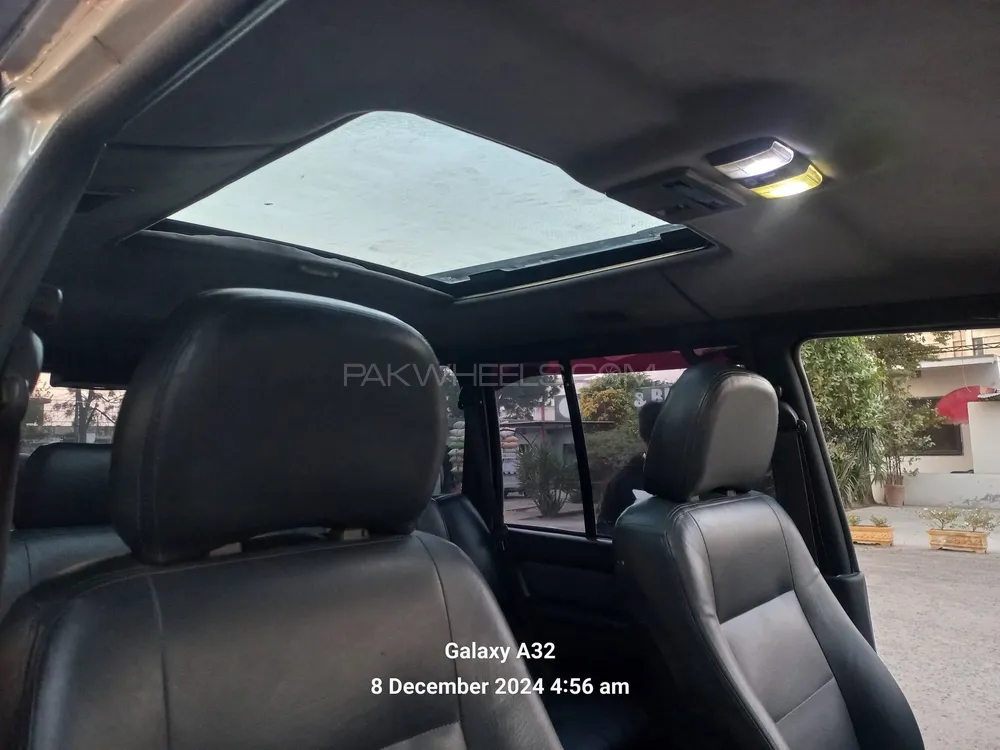 Mitsubishi Pajero 1992 for Sale in Attock Mitsubishi Pajero 1992 for Sale in Attock Image-11