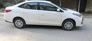 Toyota Yaris Sedan GLI CVT 1.3 2024 for Sale