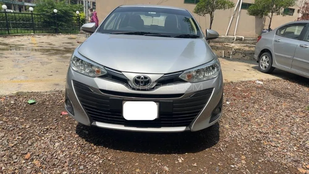 Toyota Yaris Sedan 2022 for Sale in Lahore Image-1