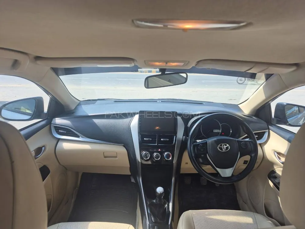Toyota Yaris Sedan 2021 for Sale in Rahim Yar Khan Toyota Yaris Sedan 2021 for Sale in Rahim Yar Khan Image-2