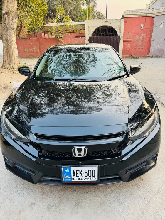 Honda Civic 2017 for Sale in Faisalabad Image-1
