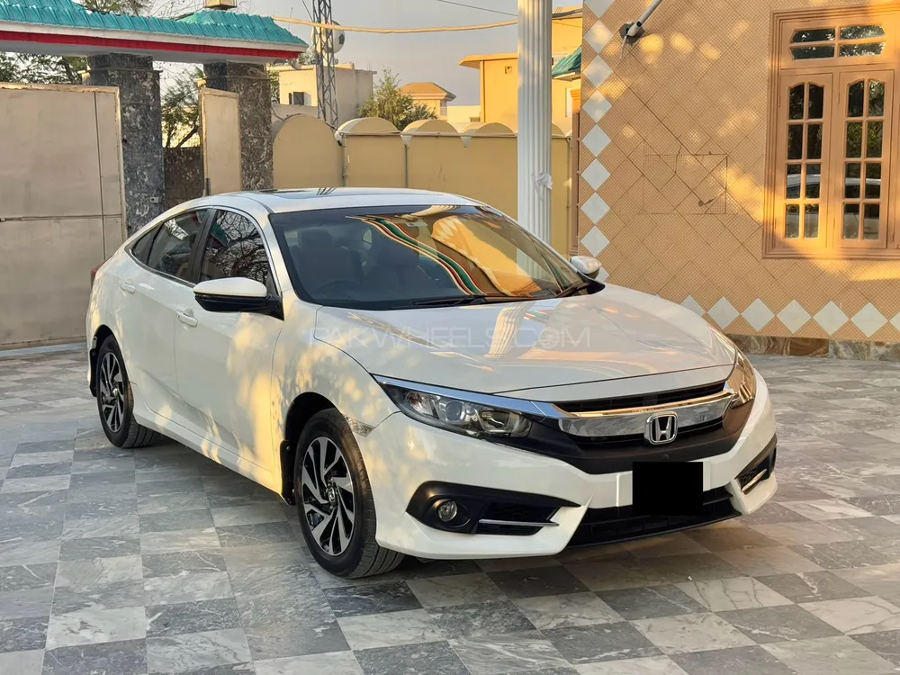 Honda Civic 2018 for Sale in Haripur Image-1