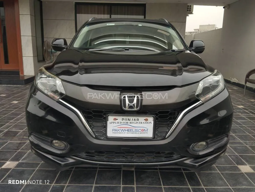 Honda Vezel 2015 for Sale in Lahore Image-1