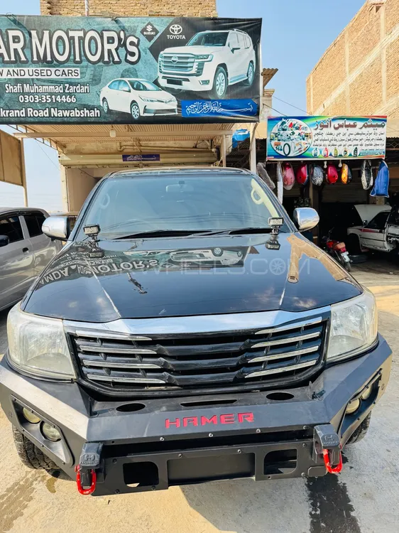 Toyota Hilux 2014 for Sale in Karachi Image-1