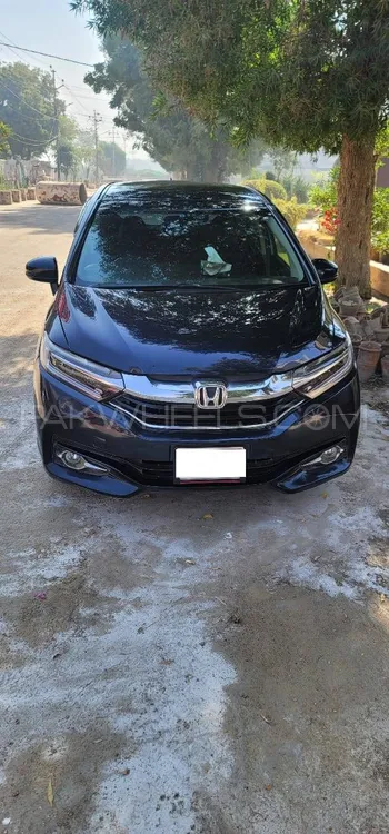 Honda Fit 2016 for Sale in Karachi Image-1