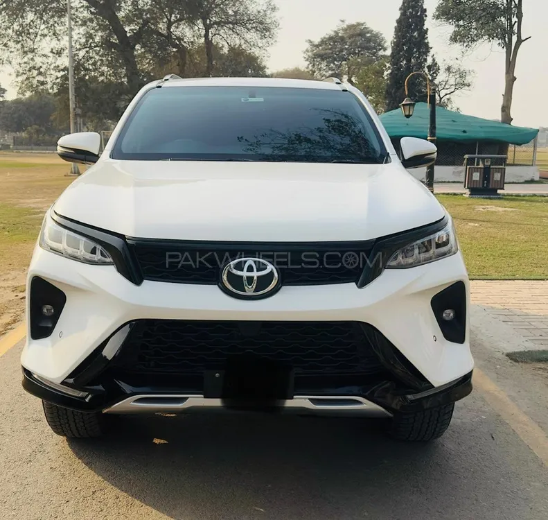 Toyota Fortuner 2022 for Sale in Multan Image-1