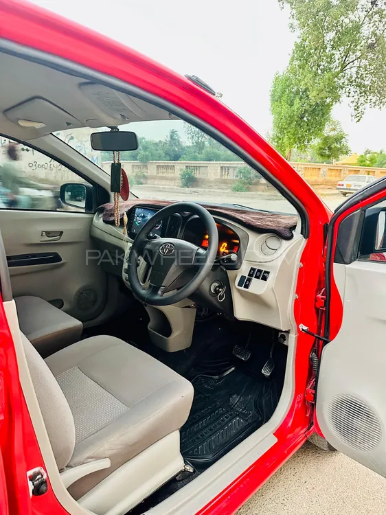 Toyota Pixis Epoch 2014 for Sale in Karachi Image-1