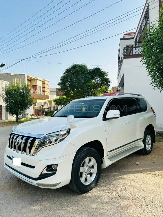 Toyota Prado 2016 for Sale in Lahore Image-1