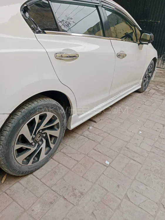 Honda Civic 2013 for Sale in D.G.Khan Image-1