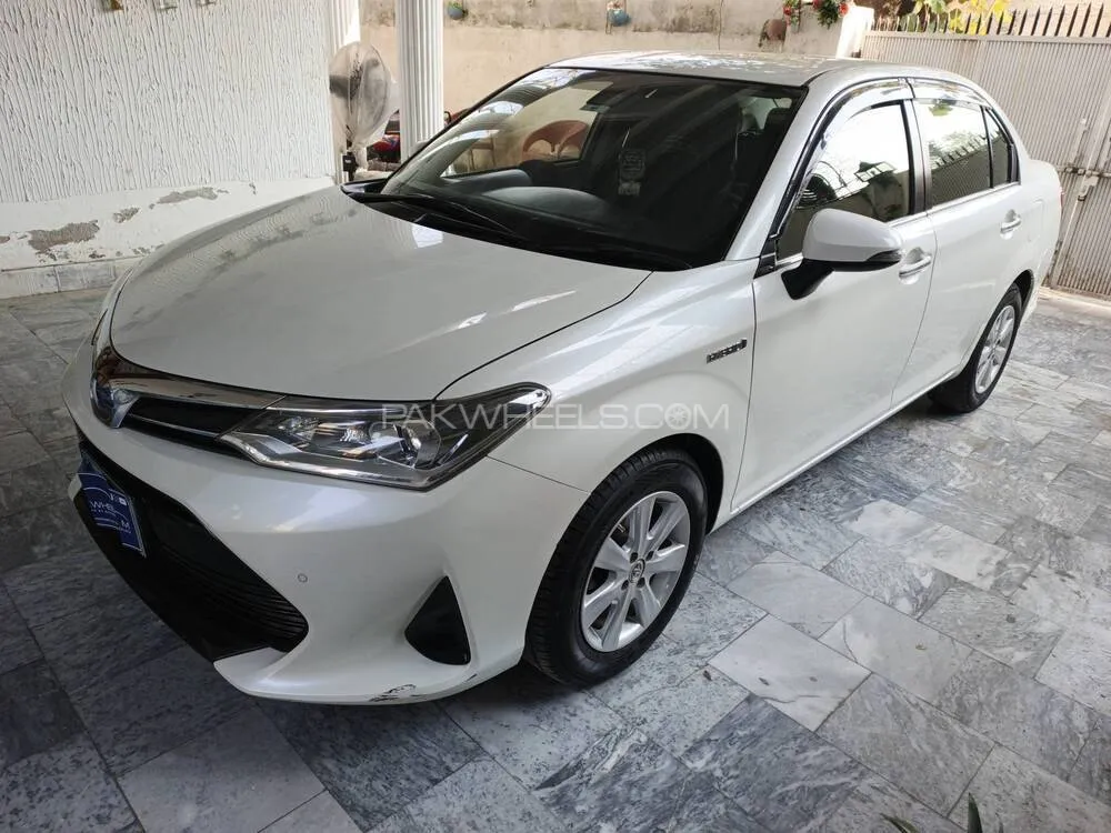 Toyota Corolla Axio 2017 for Sale in Islamabad Toyota Corolla Axio 2017 for Sale in Islamabad Image-3