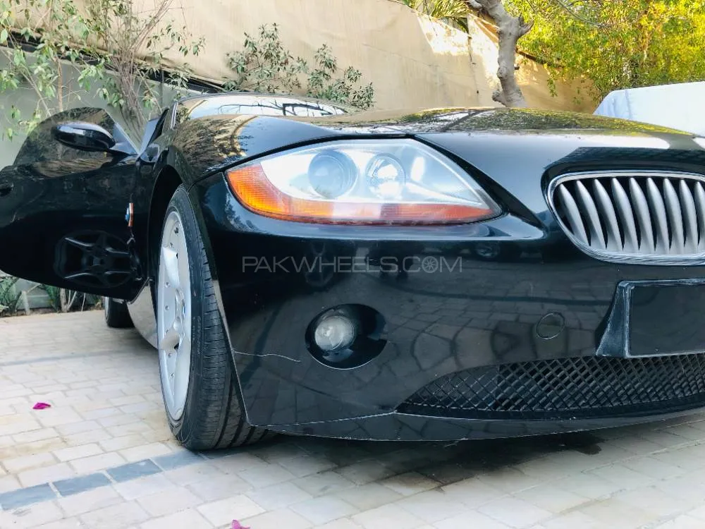 BMW Z4 2008 for Sale in Karachi Image-1